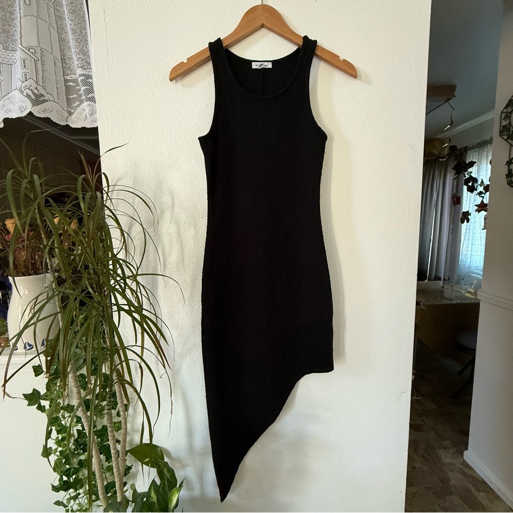 Black Asymmetrical High-Low Sleeveless Dress